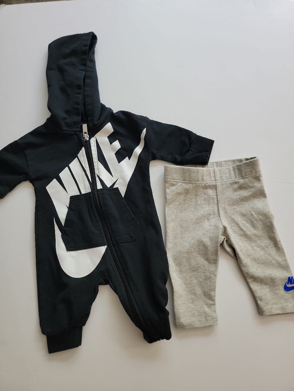 Nike Black Hooded One-Piece And Light Gray Leggings Newborn